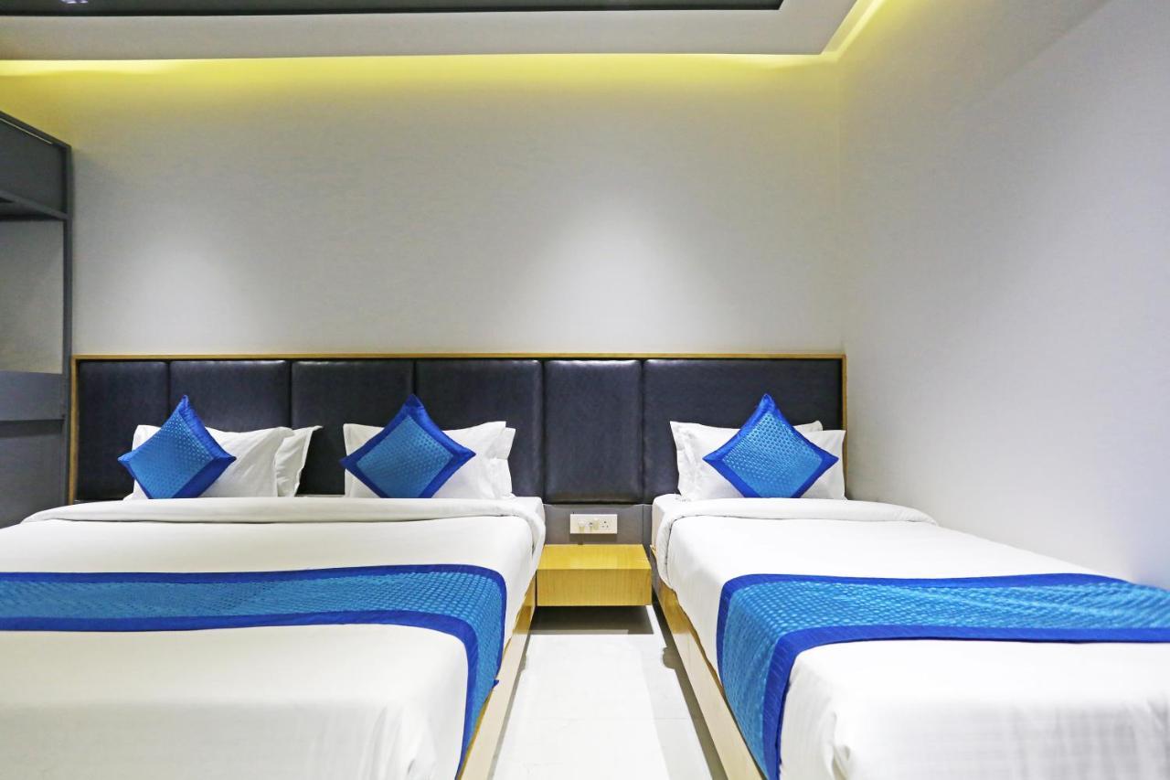 Hotel Apple Villa - Near Delhi Airport With Free Airport Transsfer 뉴델리 외부 사진